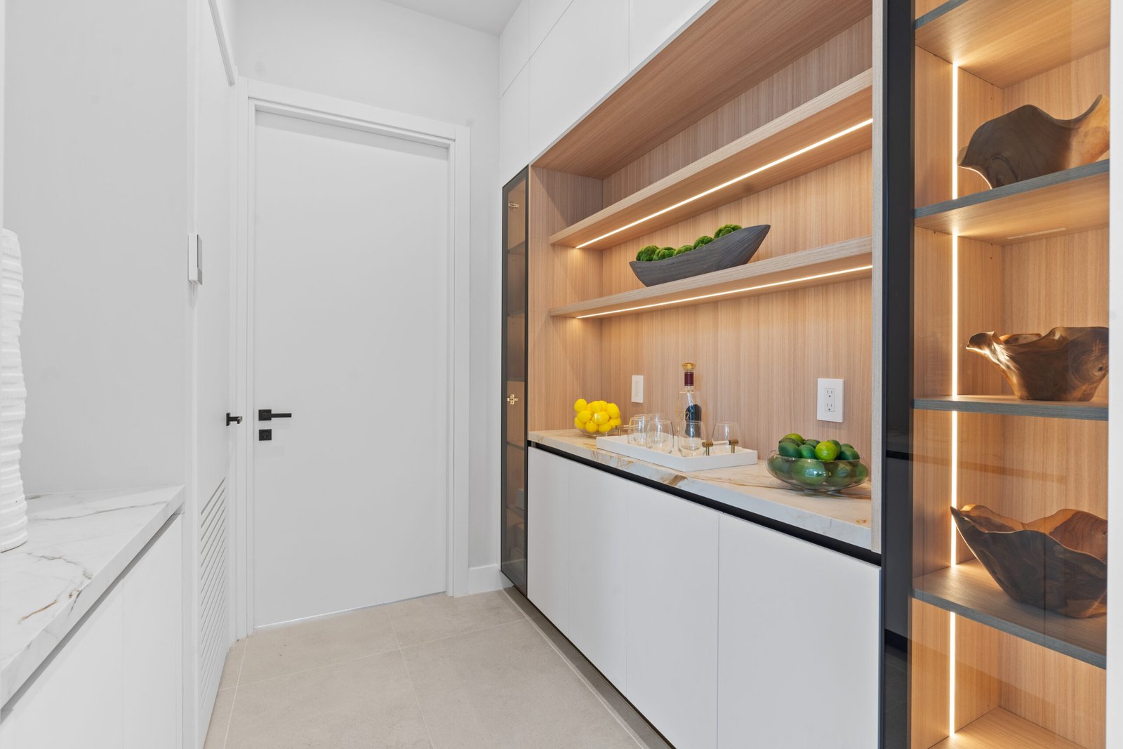 10-808 NE 17th Terr Ft. Lauderdale, FL-104